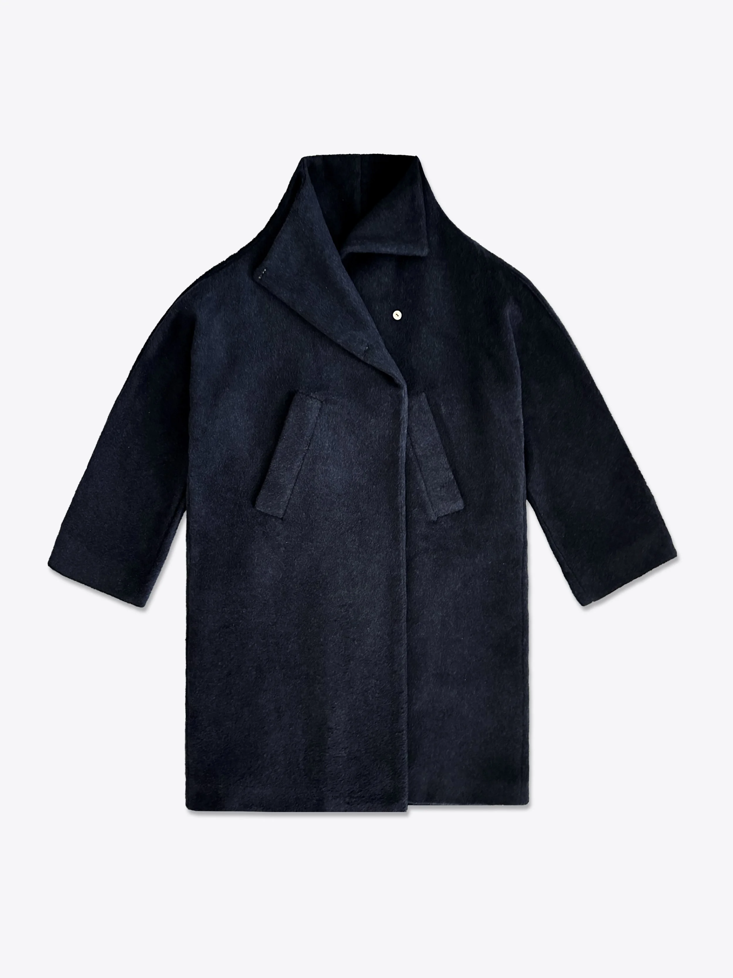 NEW ARRIVALS — LAVIE